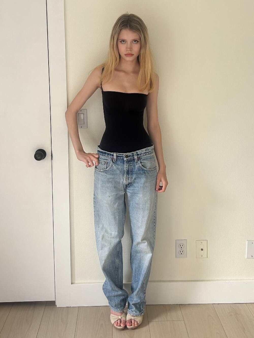 90s Levis Baggy Jeans (30) blue denim vintage mens tapered leg high rise casual